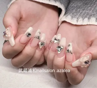 ネイル R inのネイルデザイン