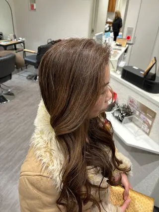 カラー cocotte宜喜 弘希のヘアスタイル
