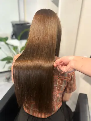 カラー kouki /髪質改善／艶カラーのヘアスタイル