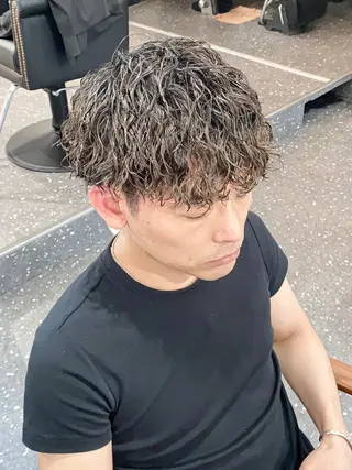 ショート カラー メンズ パーマ/ダブルカラー ブリーチ⭐️海斗のヘアスタイル