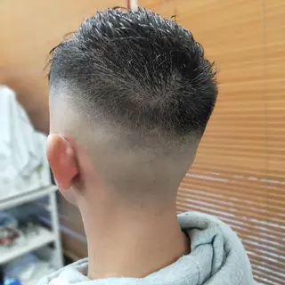 ショート メンズ おしゃれさろんオオキ所属・男を磨く Barber オオキのヘアスタイル