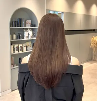 ロング カラー 🦋ブリーチカラー ×ベージュ🦋まなかのヘアスタイル