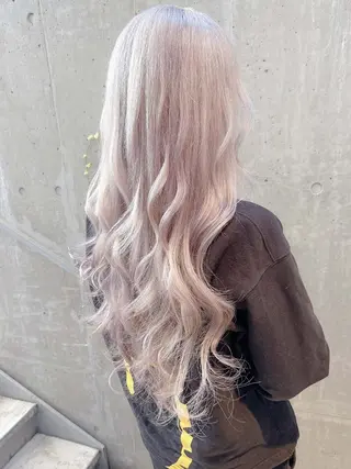 ロング カラー ヘアアレンジ Days 透明感カラーのヘアスタイル