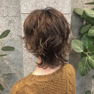 ショート パーマ カトウ ユウカのヘアスタイル