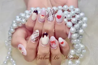 ネイル Momo 🤍のネイルデザイン