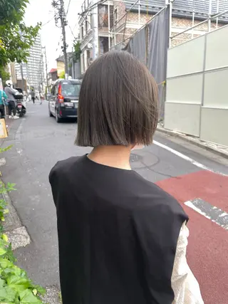 ショート カラー ブリーチなしで透け感 暖色カラーボブaoiのヘアスタイル
