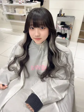 ミディアム りおな/エクステ /ミルクティーカラーのヘアスタイル