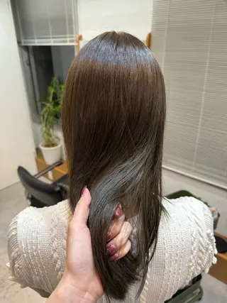 カラー ICHIE oda miuのヘアスタイル