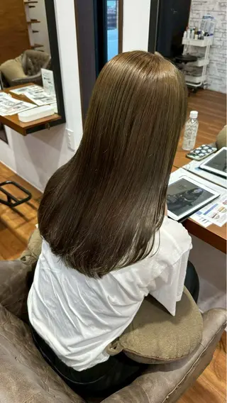 ロング 伴 星来のヘアスタイル