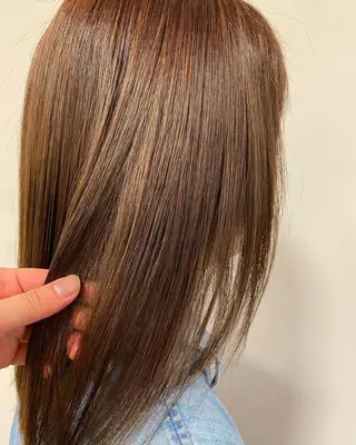 ミディアム カラー 柳坪 まなのヘアスタイル