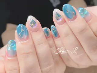 カラー ネイル 芦辺 香奈のネイルデザイン