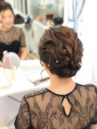 ミディアム laera 佐藤のヘアスタイル