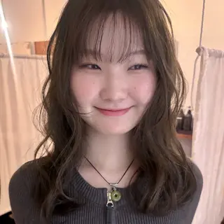 ミディアム カラー 艶カラー🫧 猿渡 響のヘアスタイル