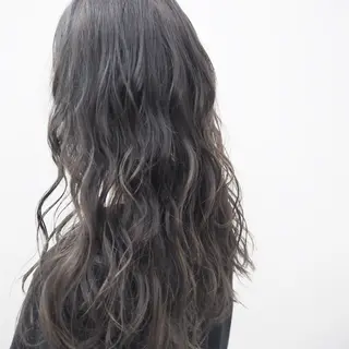 ロング カラー 永岡 鉄平のヘアスタイル