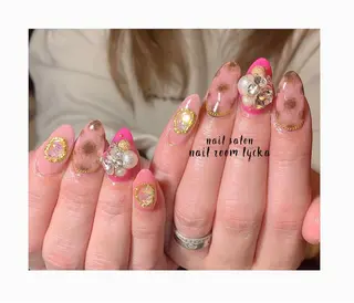 ネイル ﾈｲﾙﾙｰﾑﾘｯｶ 𝐦𝐚𝐲𝐮のネイルデザイン