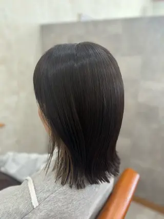 ミディアム カラー iru【イル】所属・Misaki ミサキのヘアスタイル