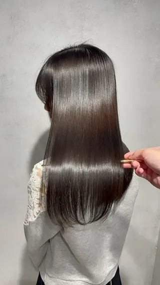 ロング ✨髪質改善✨美髪 矯正🫧小泉のヘアスタイル