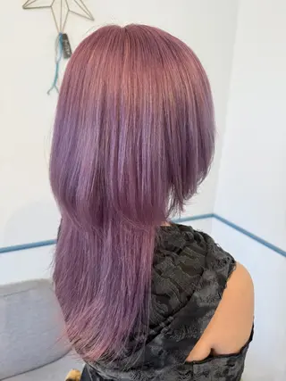 ロング カラー 柴原 杏梨のヘアスタイル