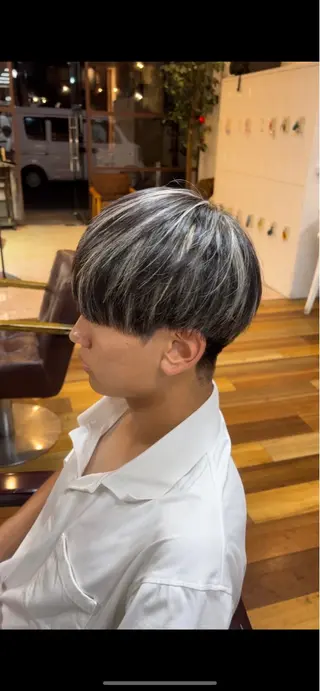 ショート メンズ メンズ曲がる 縮毛矯正/駅徒歩4分のヘアスタイル