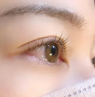 マツエク・マツパ 藤田 彩音のヘアスタイル