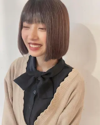 ミディアム カラー 💛🤍U too e’s 鎌倉🧸のヘアスタイル