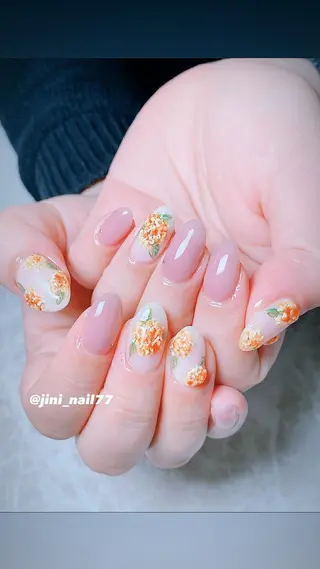 ネイル JINI NAIL所属・ジニ ネイルのネイルデザイン
