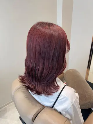 セミロング カラー ノイシキ サキのヘアスタイル