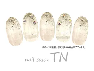 ネイル 中島 実穂のネイルデザイン
