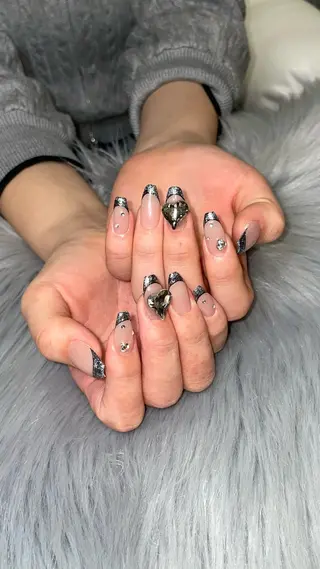 ネイル RICO NAIL所属・RICO Nail パーツつけ放題🌈のネイルデザイン