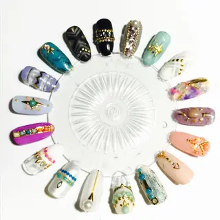 ネイル 安藤 Charlotteのネイルデザイン