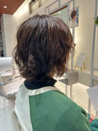 ミディアム パーマ オオタ ユイナ🌈のヘアスタイル