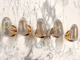 ネイル 杉山 ネイリストのネイルデザイン