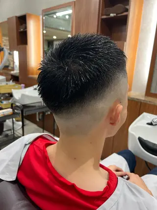 メンズ yoda waheiのヘアスタイル