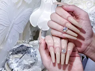 ネイル ✨Nailsalon Vi+✨のネイルデザイン