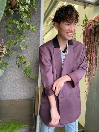 ショート パーマ qiie/ワンカラー インナーカラーのヘアスタイル