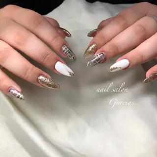 ネイル Gracias. rieのネイルデザイン