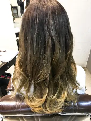 セミロング カラー 小林 拓也のヘアスタイル