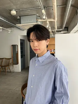 ショート パーマ メンズ 佐藤 将斗のヘアスタイル