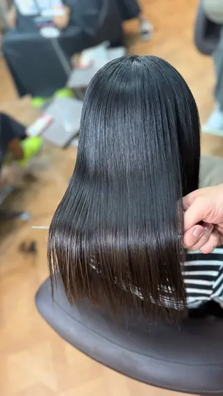 セミロング 髪質改善 晟之介のヘアスタイル