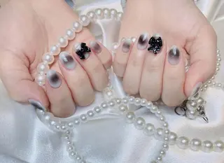 ネイル RAFFINE 月🦋🩵のネイルデザイン