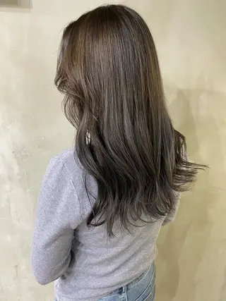 セミロング kai .のヘアスタイル