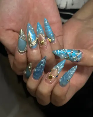 ネイル Haluca 長さ出し🍀のネイルデザイン