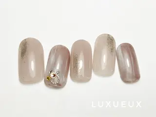 ネイル LUXUEUX春日店所属・LUXUEUX春日店 (ルクソー)のネイルデザイン