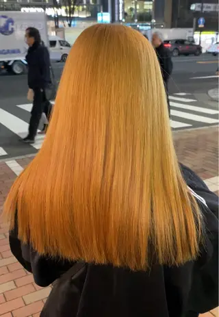 セミロング 🩵ブリーチと ブリーチ矯正の人🩵のヘアスタイル