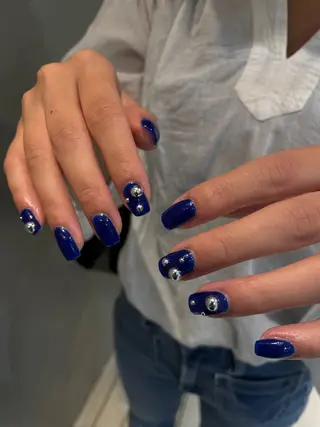 ネイル GO TODAY シェアサロン 渋谷Amiu店所属・渋谷ネイル🎀 y2k/海外ネイルのネイルデザイン