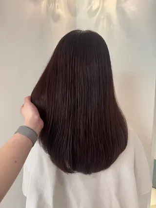 セミロング ホリグチ ルナのヘアスタイル