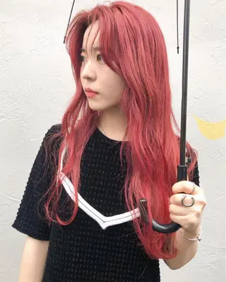 ロング カラー Loom.所属・村上雅人 ナチュラルモードのヘアスタイル