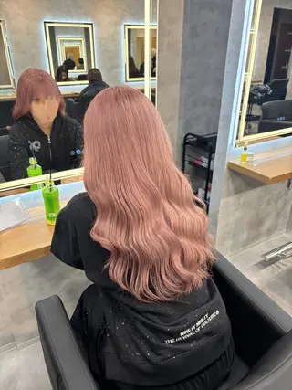 ロング カラー パーマ ヘアアレンジ 透明感ブリーチカラー 🌈TOMOHIROのヘアスタイル