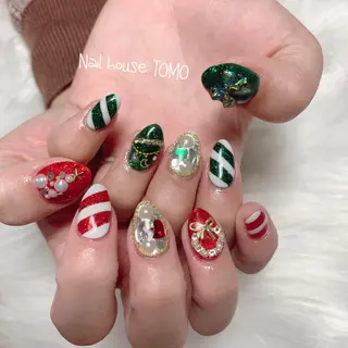ネイル 💅ネイルハウス🏡 🎀TOMO🎀のネイルデザイン