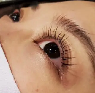 マツエク・マツパ brow bar tokyo所属・brow bar tokyo【乃木坂】のマツエク・マツパデザイン